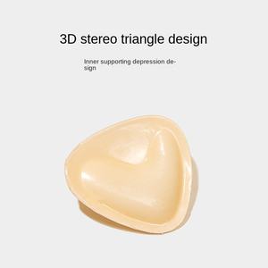 حشوة صدر رياضية نسائية ذاتية اللصق قابلة للإزالة، سميكة ومثلثة الشكل على شكل حرف V، مسامية وبدون خياطة - Product Image 3