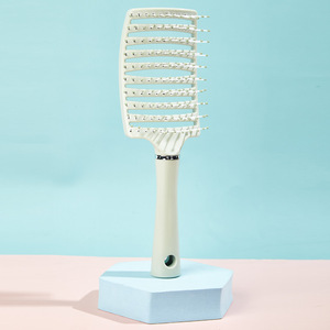 Spazzola Districante Ventilata con Logo Personalizzato per Capelli Bagnati e Asciutti, Pettine Curvo Grande Cavo per Styling Volumizzante, Strumenti Professionali da Salone - Product Image 6