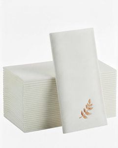 Serviettes en papier Airlaid avec motif doré (blanc) |   Serviettes jetables effet lin pour invités |   Doux, absorbant, pour les dîners - Product Image 1