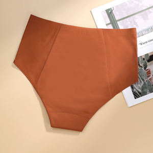 Culotte menstruelle grande taille 4 couches sans couture pour femmes culotte menstruelle étanche culotte menstruelle sans couture - Product Image 4