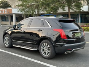 <span class=keywords><strong>Cadillac</strong></span> <span class=keywords><strong>XT5</strong></span> 25T Luxury SUV 2018, toit ouvrant panoramique, sièges en cuir, hayon électrique, conduite à gauche, phares à LED, écran tactile - Product Image 5