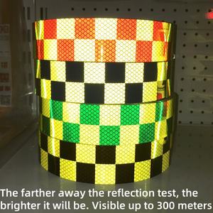 Autocollant réfléchissant de qualité diamant 3M - Autocollant de sécurité à motif Battenberg pour voiture et <span class=keywords><strong>moto</strong></span> - Product Image 3