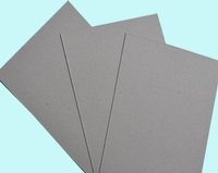 Carton gris recyclé anti-ondulation 250-2500 g/m² pour emballages et boîtes rigides – Vente chaude en Chine