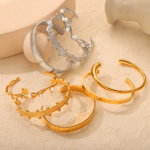 Brazalete Abierto Minimalista de Estilo Geométrico, Textura Tipo Encaje, Chapado en Oro, Casual/Deportivo - Product Image 3