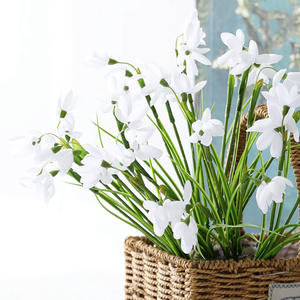 Venta al por mayor de tela de seda artificial campanillas de las nieves flor 3 tenedores campanillas comunes campanilla realista para el hogar Acción de Gracias Pascua - Product Image 5