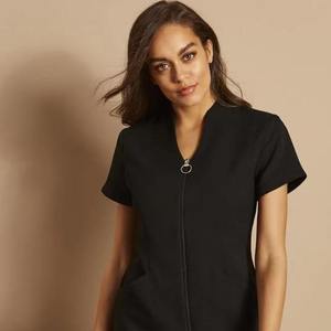 Capa de Peluquería con Cuello en V y Cremallera, Personalizable con Logotipo, 100% Poliéster, Estilo Nuevo, para Masajes, Venta Caliente en Europa y América, ODM/OEM - Product Image 3