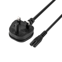 BS1363 à IEC C7 Figure 8 Socket Câble d'alimentation entièrement moulé UK Plug 0.75mm Câble d'alimentation pour appareil ménager