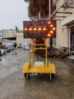 Semáforo Solar Móvil con Flecha Direccional y Remolque, Pantalla LED Plegable, Tablero de Flechas, Hecho en China