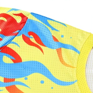 เสื้อเจอร์ซีย์กีฬาคอกลมแขนสั้นผู้ชาย สีเหลือง ลายสก็อตพิมพ์ลายแบบ Sublimation สายปรับได้ ระบายอากาศ แห้งเร็ว ผลิตจากโพลีเอสเตอร์ 100% - Product Image 6