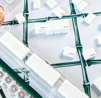 Tuiles de Mahjong Américaines de Haute Qualité Funky Trade, 160 Pièces, 4 Couches, Acrylique, Fabriquées à la Main, Emballage Personnalisé, Pour la Maison