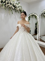 OEM Fabrication Robe de Mariée de Haute Qualité Robe de Bal en Gros Conception de Fleur Dentelle Longue Queue Cristal Fait à la Main TNBPno28 Grande Taille