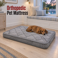 Matelas orthopédique personnalisé pour chien avec housse matelassée amovible, options de passepoil et de tissu coordonnés pour les marques