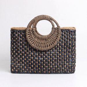 Bolso de Playa Hecho a Mano, Cuadrado, Color Negro, Gran Capacidad, con Asa Redonda - Product Image 1