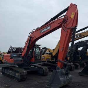 รถขุดมือสอง Doosan DX225LCA ขนาด 22 ตัน นำเข้าจากเกาหลี รถขุดตีนตะขาบขนาดใหญ่ สภาพดี เหมาะสำหรับงานเหมือง  ลดราคาพิเศษ - Product Image 1