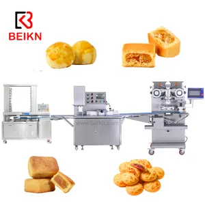 Otomatik ananas kek börek hazırlama makinesi kabartmalı doldurulmuş çerez pasta yapma makinesi ananas Cookies çerezler üretim hattı