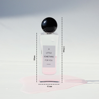 Vente en gros de flacons de parfum vides en verre carré de luxe de 50 ml avec pulvérisateur à pompe givré et estampé à chaud, emballage en boîte