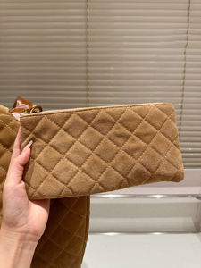 Sac fourre-tout pour femme en maille texturée de haute qualité, style designer, respirant, durable, bords renforcés, collection - Product Image 4