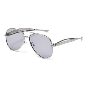 Lunettes <span class=keywords><strong>de</strong></span> <span class=keywords><strong>soleil</strong></span> <span class=keywords><strong>de</strong></span> luxe pour hommes, monture métallique polarisée, tendance 2025, lunettes <span class=keywords><strong>de</strong></span> <span class=keywords><strong>soleil</strong></span> unisexes, logo personnalisé, verres polarisés - Product Image 6