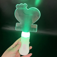 Vente en gros de bâtons lumineux LED, bâtons lumineux en acrylique Huntrix, Saja Boys, Las Guerreras, K-Pop Dorada, bâtons personnalisés