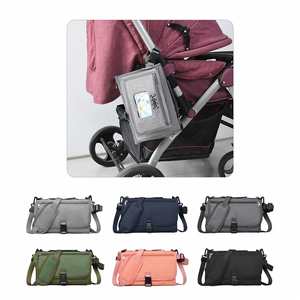 Tapis à langer multifonctionnel personnalisé avec logo pour bébé, sac à couches imperméable avec poche intelligente - Product Image 2