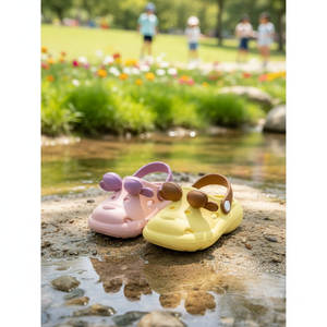 รองเท้าเด็ก OZKIZ ลายกวางเกาหลี สำหรับฤดูร้อน วัสดุฟองน้ำ สำหรับเด็กอายุ 2-7 ปี แฟชั่นพื้นรองเท้าพลาสติก ขายส่ง - Product Image 3