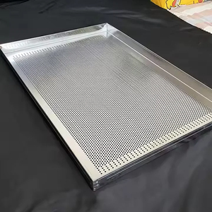 Plateaux <span class=keywords><strong>de</strong></span> <span class=keywords><strong>cuisson</strong></span> perforés en acier inoxydable <span class=keywords><strong>de</strong></span> qualité alimentaire / alliage d'aluminium pour la <span class=keywords><strong>cuisson</strong></span> des pains - Product Image 4