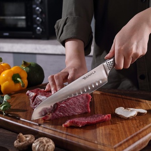 Set Professionale di 3 Coltelli da Cucina in Acciaio Inox con Manico Cavo, Coltelli Santoku e Multiuso con Confezione Regalo Magnetica per Chef - Product Image 6
