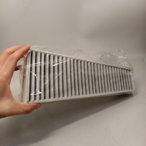 공장 직접 판매 아우디 A8 OEM 4GD819429 8KD819441 4H1819429 에어컨 필터에 적용 가능 - Product Image 3