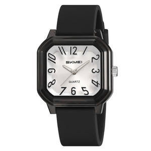 Petit bracelet en silicone coloré de forme carrée pour femme, pour tenue de montre rétro, montre-bracelet à quartz - Product Image 1