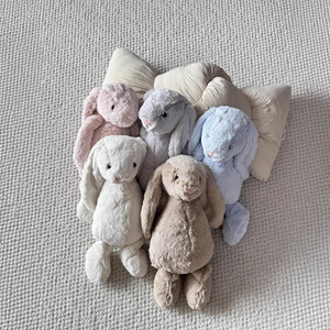 Peluche Lapin Timide à Longues Oreilles Souples de la Série Jellycotts du Royaume-Uni, Jouet Apaisant pour Bébé, Cadeau de Naissance, Anniversaire, Noël - Product Image 1