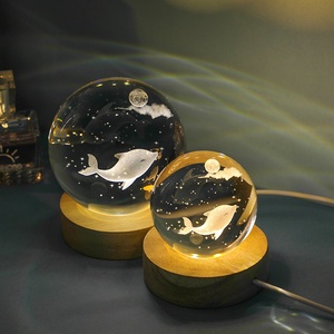 Ngày của Mẹ Món Quà Biển Sâu Loạt 3D Khắc LED Ánh Sáng Ban Đêm Thủ Công Pha Lê Bóng Trang Trí Phát Sáng Bằng Gỗ Cơ Sở Pin-Powered - Product Image 1