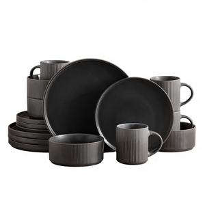 Service de table en grès sous glaçure moderne avec assiettes, bols, tasses, kit de tasses - Service de table en céramique pour la rentrée scolaire pour la maison - Product Image 1