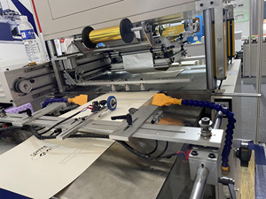 Nhiệm vụ nặng nề tự động các tông lá dập nóng máy, lá vàng máy in - Product Image 4