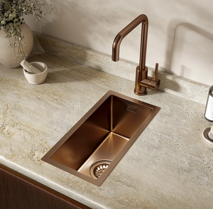 Évier de cuisine simple en cuivre 44x22cm avec cuve intérieure 40x18cm à coins arrondis <span class=keywords><strong>pour</strong></span> projets hôteliers et villas - Fournisseur OEM ODM - Product Image 1