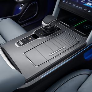 Hongqi HS7 2023 2.0T 252HP L4 48V Mild Hybrid 4WD 7 places Berline de luxe/sièges en cuir de voiture - Product Image 4