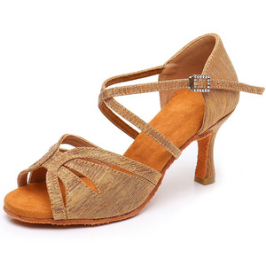 Chaussures de danse latine pour femmes à semelle souple, chaussures de danse professionnelles à talons hauts pour l'intérieur, chaussures de performance de danse <span class=keywords><strong>Shasha</strong></span> personnalisables - Product Image 4