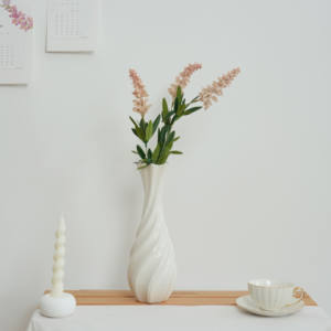 Kunstmatige Enkele Salie, Een Elegant Bloemstuk-De Finishing Touch Van Huisdecoratie - Product Image 3