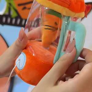 Peluche Antistress a Forma di Piante (Avocado, Limone, Carota, Fragola) con Design Rotante a Corda, Divertente e Rilassante - Product Image 4