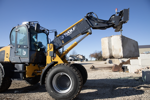 รถตักล้อหมุนสำหรับฟาร์มสวน/WL825หมาป่า2ตัน - Product Image 5