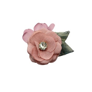 Broches en tissu faites à la main, fleurs en cristal de 6 cm, accessoires pour cheveux de femme, corsages de mariage pour sacs, chaussures, vêtements - Product Image 5