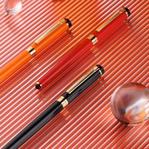 Juego de Plumas Estilográficas Personalizadas Premium con Plumín de Acero Inoxidable 314 Dorado y Elegante Estuche, Perfecto para Regalar - Product Image 6