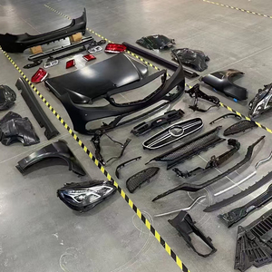 Nuovo Kit di Aggiornamento Carrozzeria Completo W212 (<span class=keywords><strong>Classe</strong></span> <span class=keywords><strong>E</strong></span>) per <span class=keywords><strong>Mercedes</strong></span> Pre-LCI AMG 2014-2015, Nero Lucido/Look Carbonio - Product Image 6