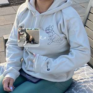 Sweat-shirt ou sweat à capuche personnalisé brodé avec motif 3D de bouledogue français, tissu tissé, badge et nom sur le devant pour l'automne et l'hiver - Product Image 1