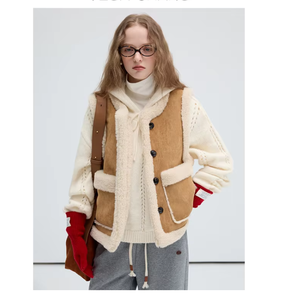 سترة شتوية من الفرو من فيغا تشانغ، تصميم جديد فضفاض مطوي من الجلد المدبوغ بطراز عتيق - Product Image 1