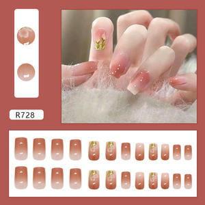 Faux ongles courts Lamela Gradient Tulip Flower avec colle, 24 pièces R728, pour la population générale - Product Image 4