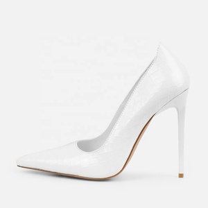 รองเท้าส้นสูงแบบบางพิเศษ ไซส์ใหญ่ 45 สำหรับผู้หญิง รองเท้าปั๊มส์สีตามสั่ง ลายสัตว์ ส้นเข็ม รองเท้าออกงานพื้นฐาน - Product Image 6