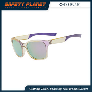 Hecho en Taiwán Full-Rim Fashion Sportif Lentes polarizadas fotocromáticas a prueba de viento Gafas para montar al aire libre - Product Image 6