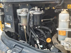 Mini-excavatrice Yanmar Vio50 de 1,2 tonne avec godet de creusement d'une capacité de 0,12 m³, excavatrice compacte d'occasion, pièces d'origine, certifiée CE - Product Image 5