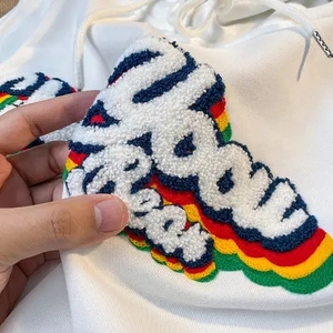 เสื้อยืดผู้ชายคอโอ แขนสั้น ผ้าเทอร์รี่เชนิลล์ ปักลายตามสั่ง ระบายอากาศ แห้งเร็ว สำหรับฤดูร้อน - Product Image 2