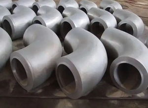 Raccord de tuyauterie industriel personnalisable en acier haute résistance, coude à 90/45 degrés pleine taille avec connectivité à bride, pour le transport mondial de produits - Product Image 5